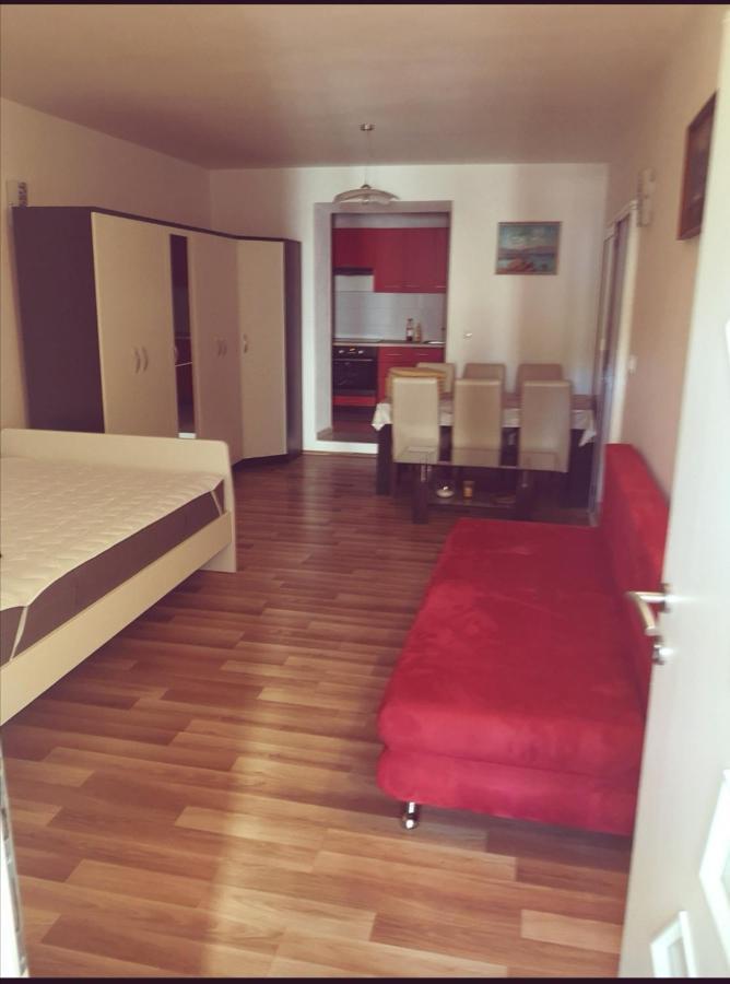 Apartments Andela Makarska Esterno foto